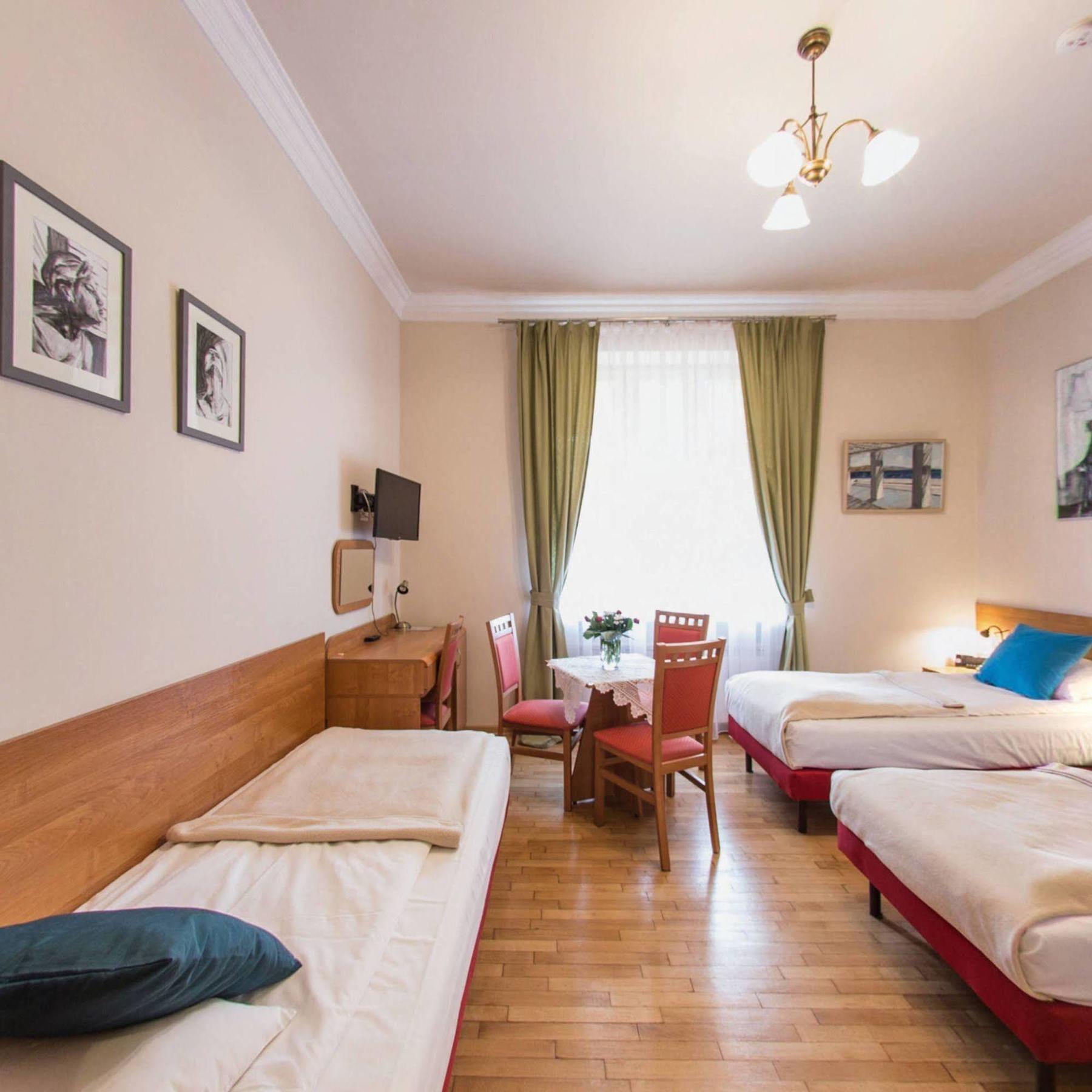 Apartamenty Kajzer คราคูฟ ภายนอก รูปภาพ