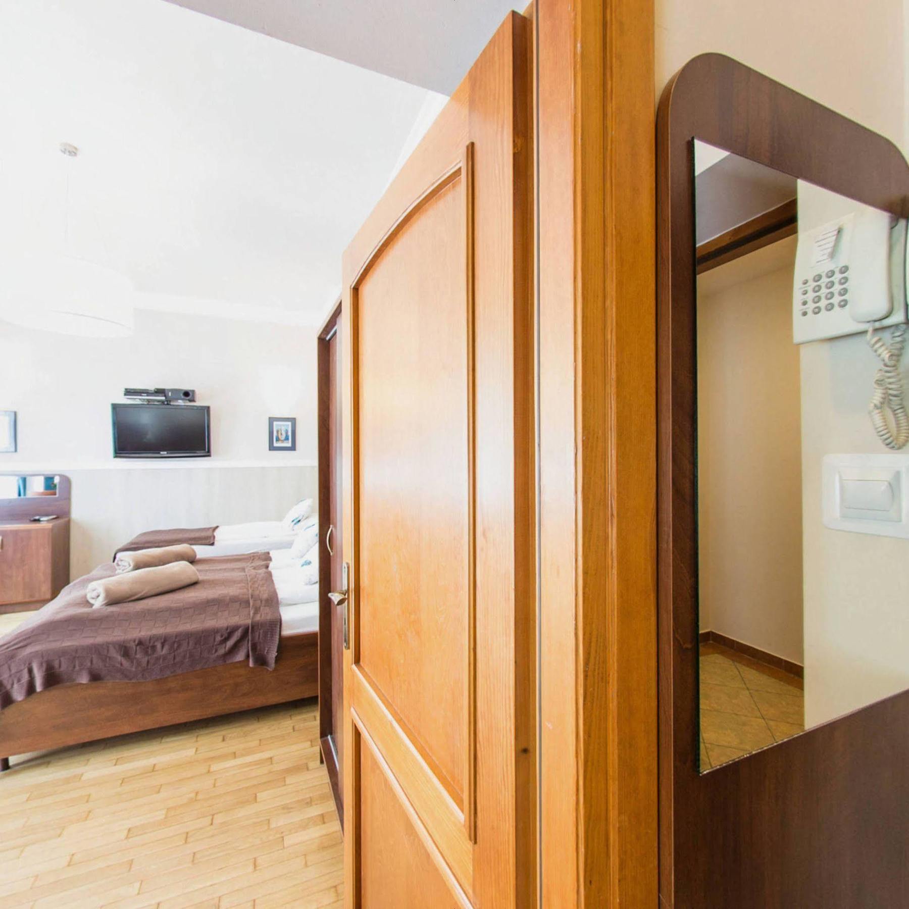 Apartamenty Kajzer คราคูฟ ภายนอก รูปภาพ